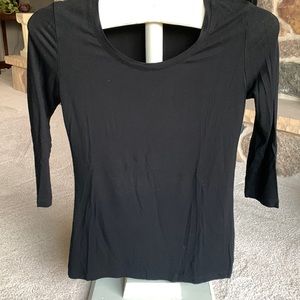 Willi Smith 3/4 length sleeve top.
